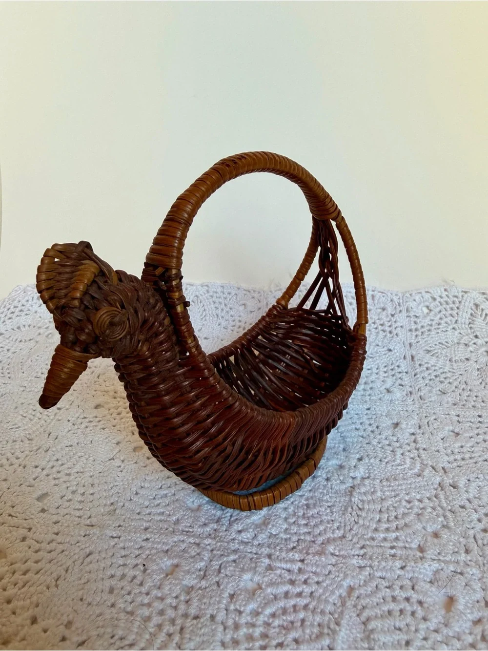 Vintage Handwoven Wicker Chicken Basket Rustic Farmhouse Easter Egg Decor